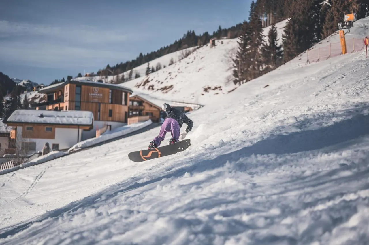 Bed & Breakfast Landhaus Saalbach - Joker Card Included In Summer