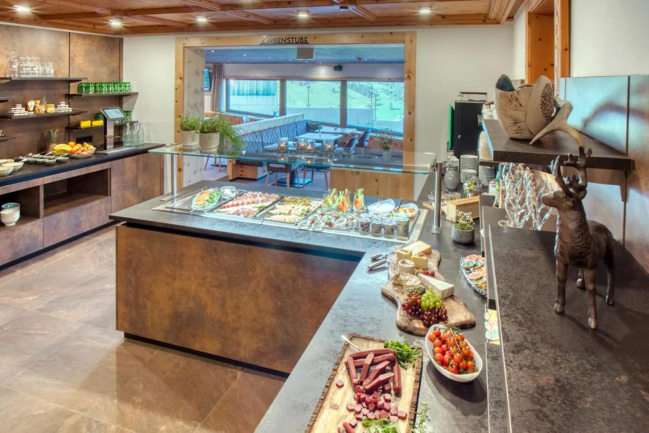 Landhaus Saalbach - Joker Card Included In Summer Bed & Breakfast Saalbach-Hinterglemm